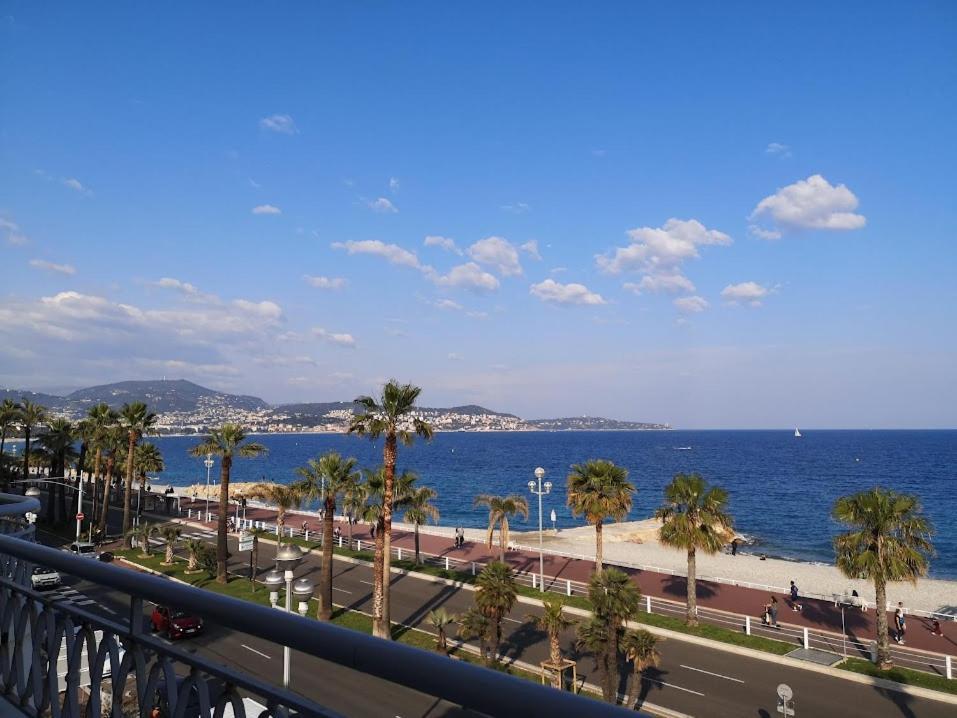 Beach Front, Superbe Appartement Pour 4 Personnes ニース エクステリア 写真