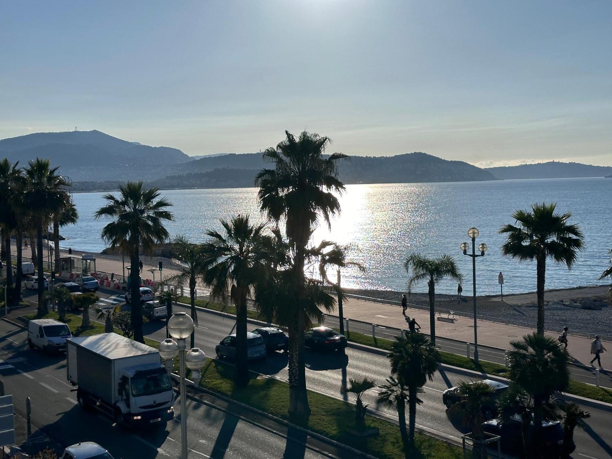 Beach Front, Superbe Appartement Pour 4 Personnes ニース エクステリア 写真