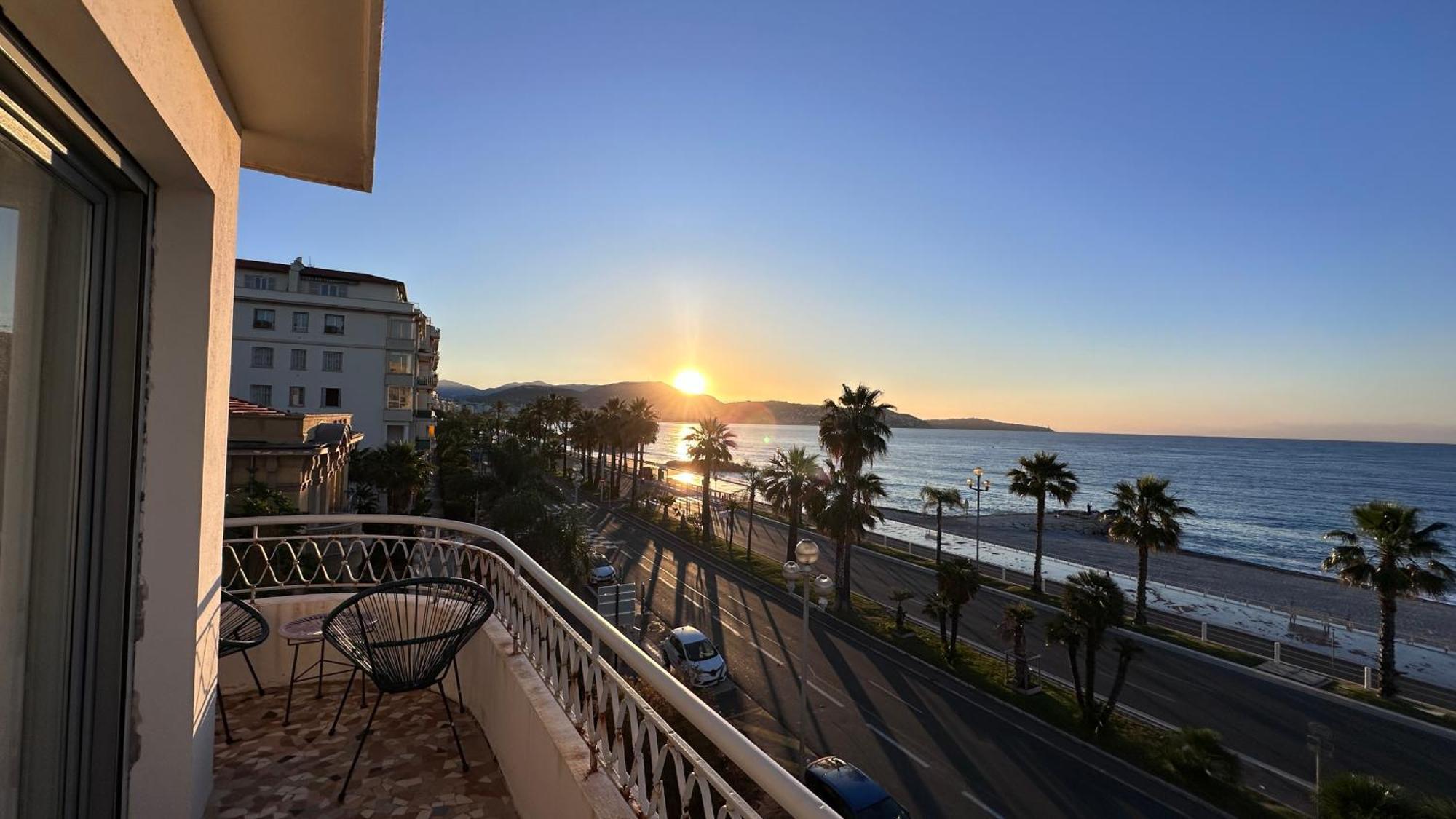 Beach Front, Superbe Appartement Pour 4 Personnes ニース エクステリア 写真